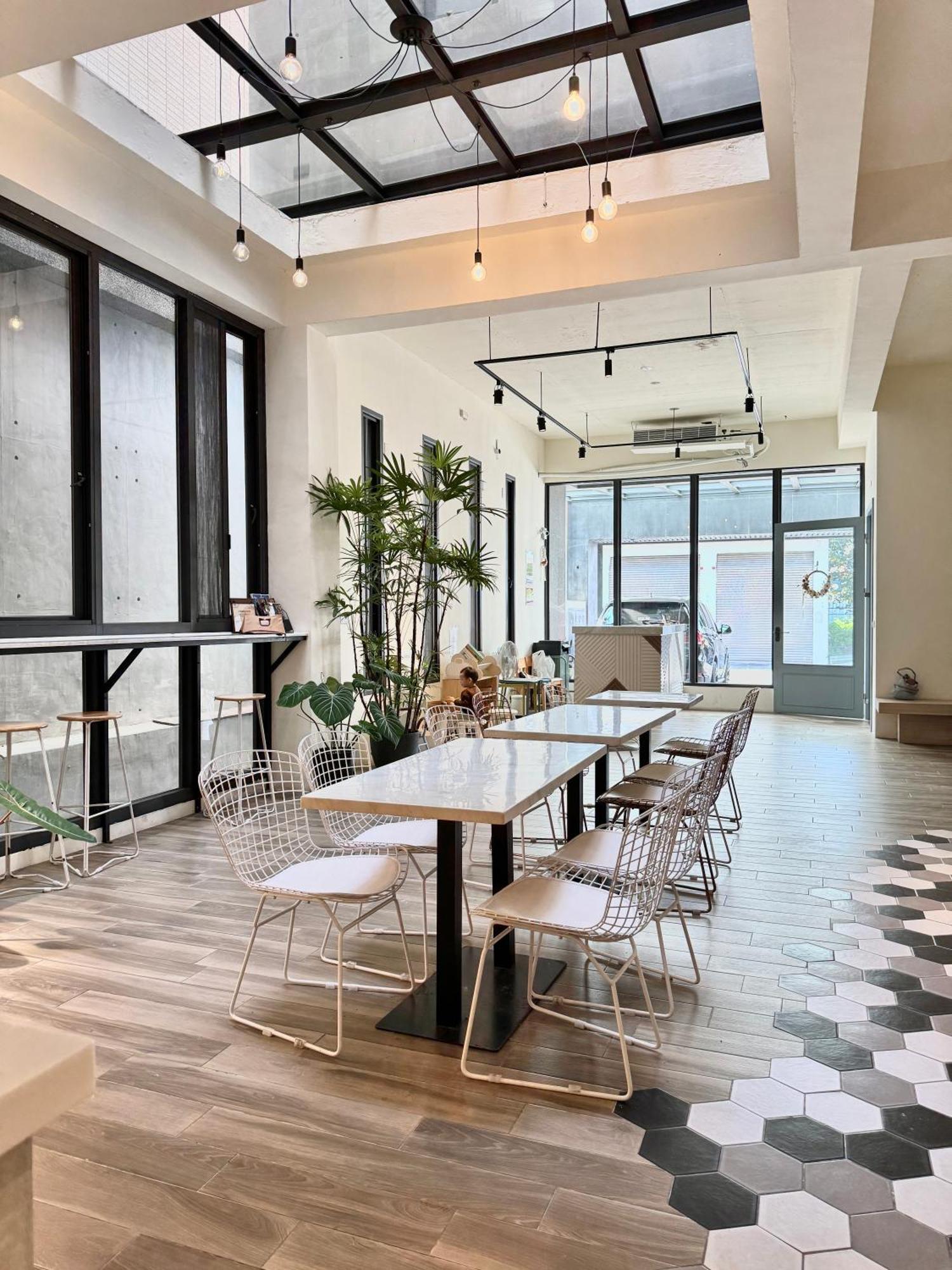 Sleep Illo Well Apartment Hualien City Exterior photo